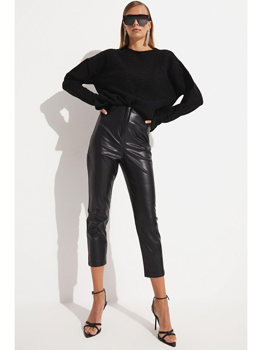 Siyah Pilili Pu Deri Pantolon-2