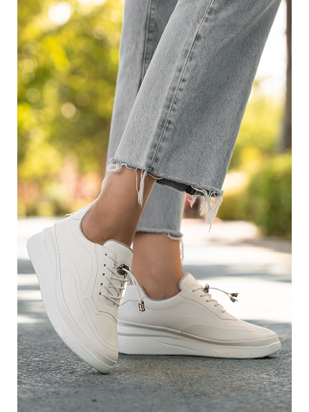 Beyaz D1221 Günlük Ortopedik Kadın Sneaker Spor Ayakkabı-1
