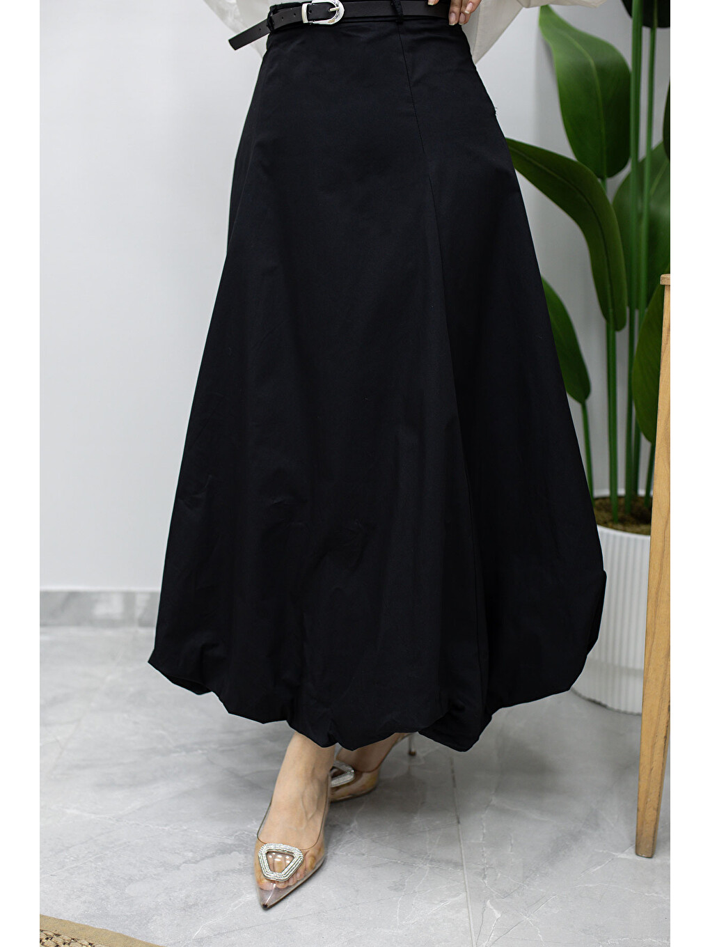Beli Kemerli Balon Etek TSD260224 Siyah-1