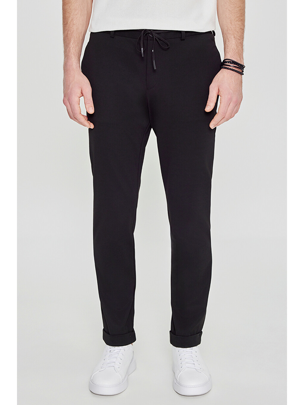Erkek Siyah Slim Fit Dar Kesim Beli Bağlamalı Yan Cepli Armürlü Casual Pantolon-1