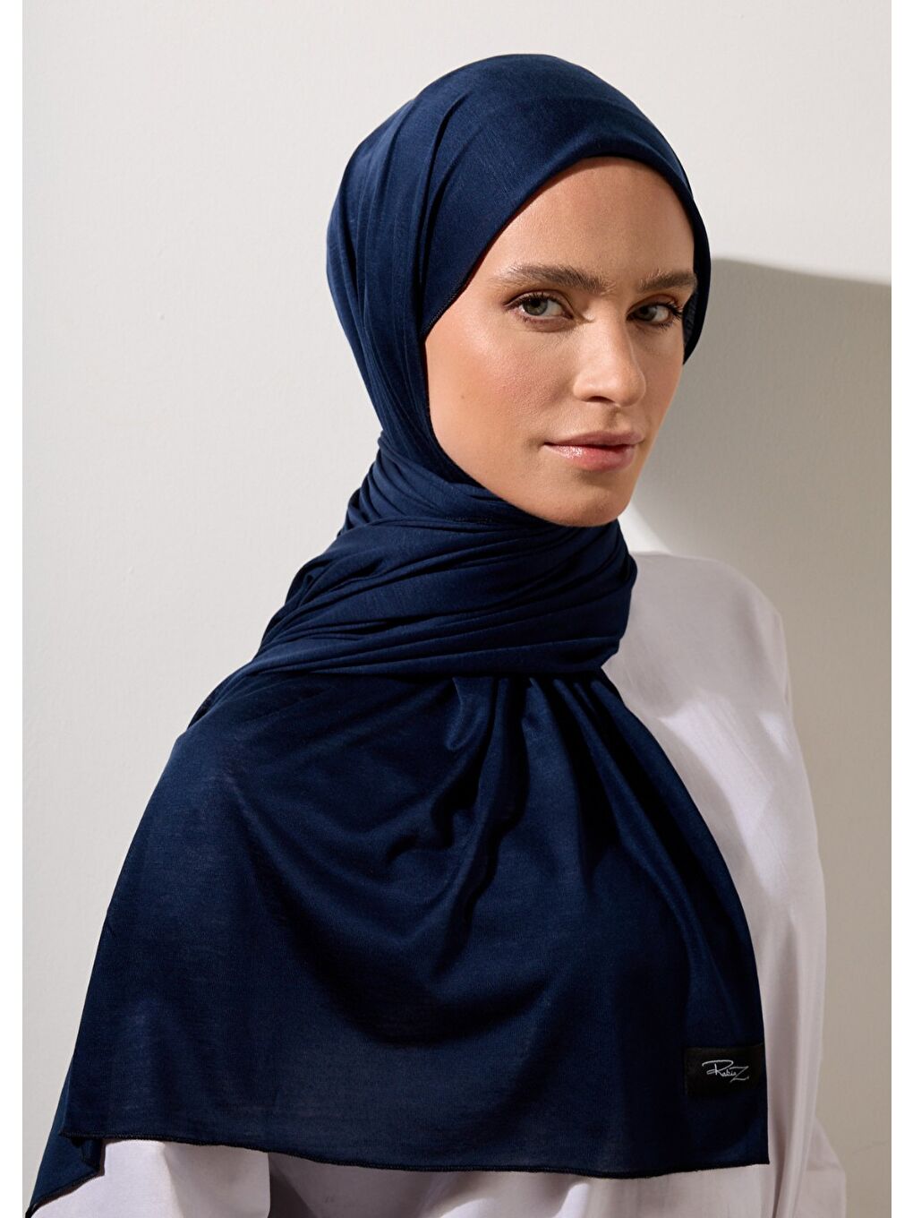 Tesettür Şal - Lacivert Viskon-4