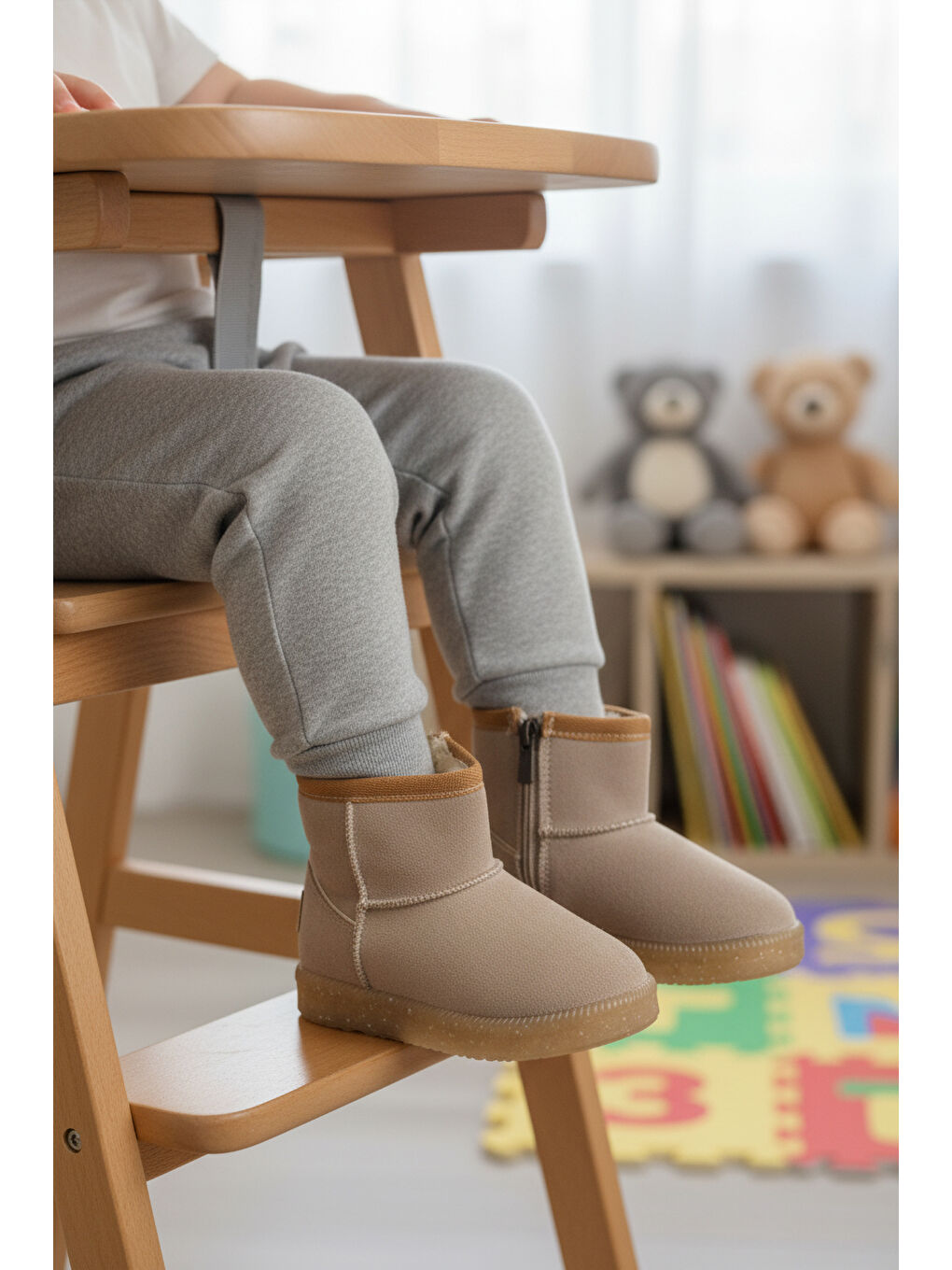 Bej Vizon İçi Kürklü Fermuarlı Bebek Bot 1212 B-3