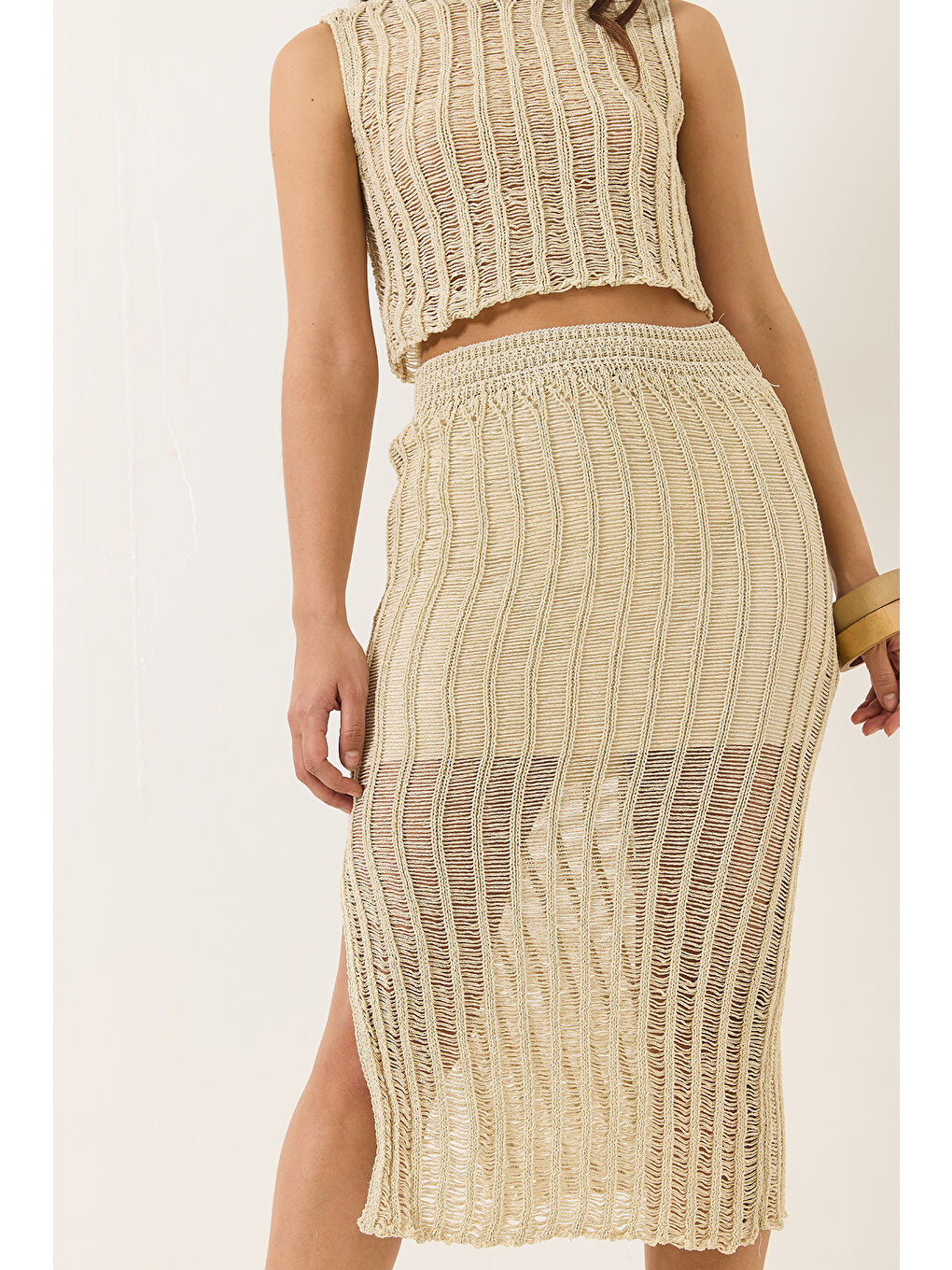 Bej Kadın Ajurlu Astarlı Yırtmaç Detaylı Etek Crop Metalik Simli Alt-Üst Takım-3