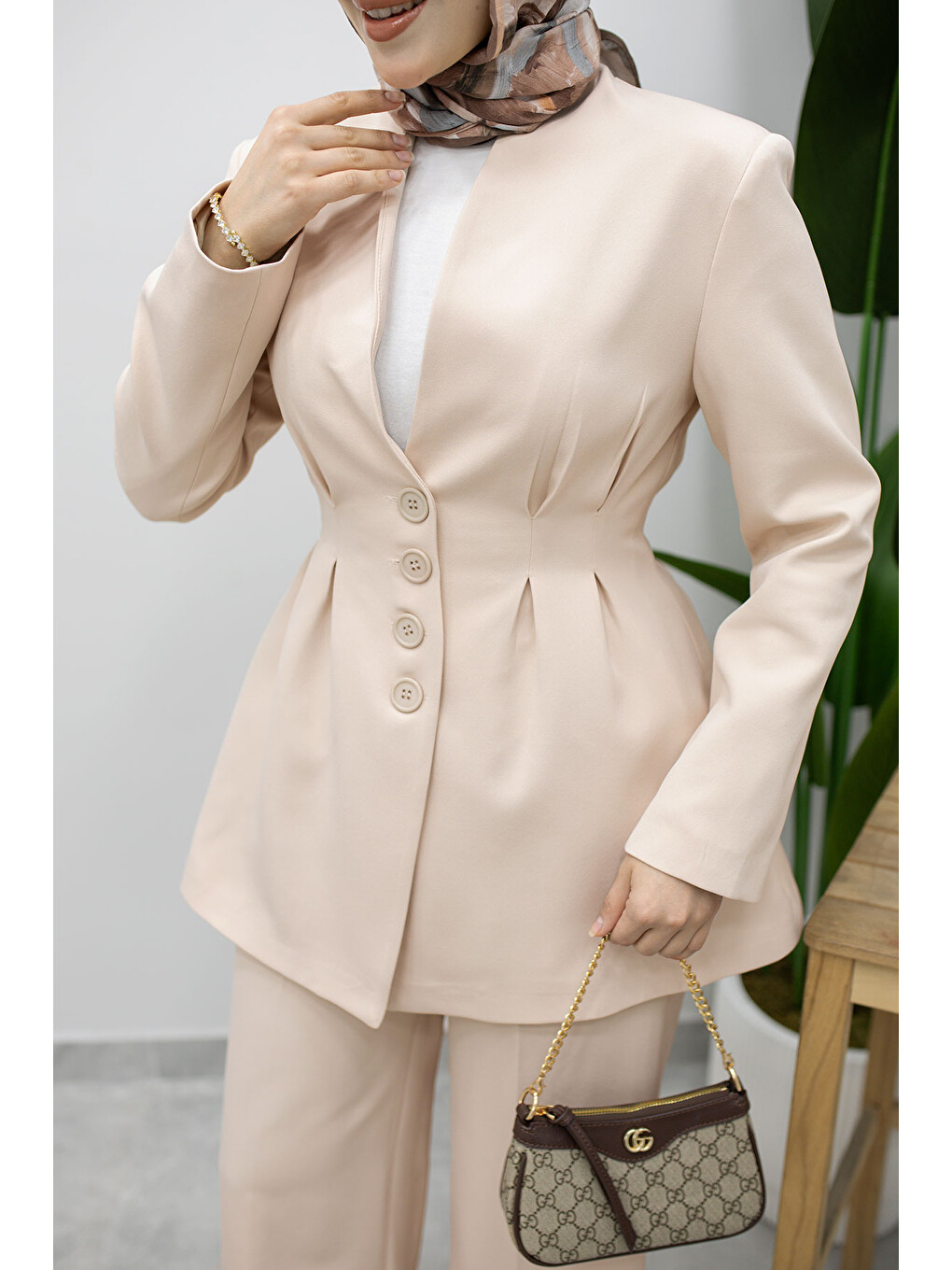 Pensli Belden Oturtmalı Blazer Takım TSD260227 Bej-4
