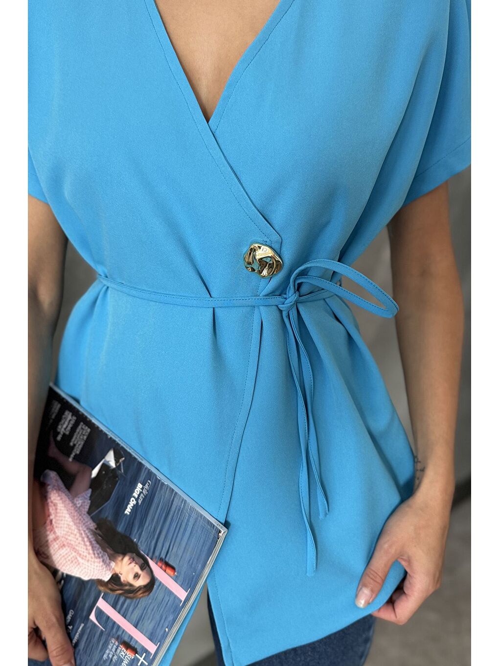 Mavi Kruvaze Yaka Bel Bağcıklı Kolsuz Ceket-3