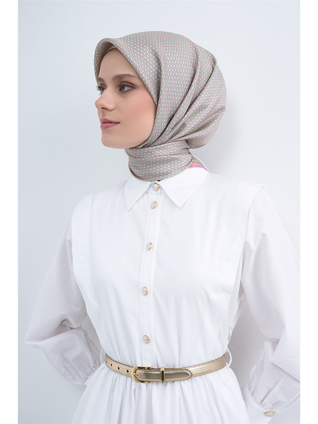 Bej Saf İpek Sura Eşarp 9528D 09