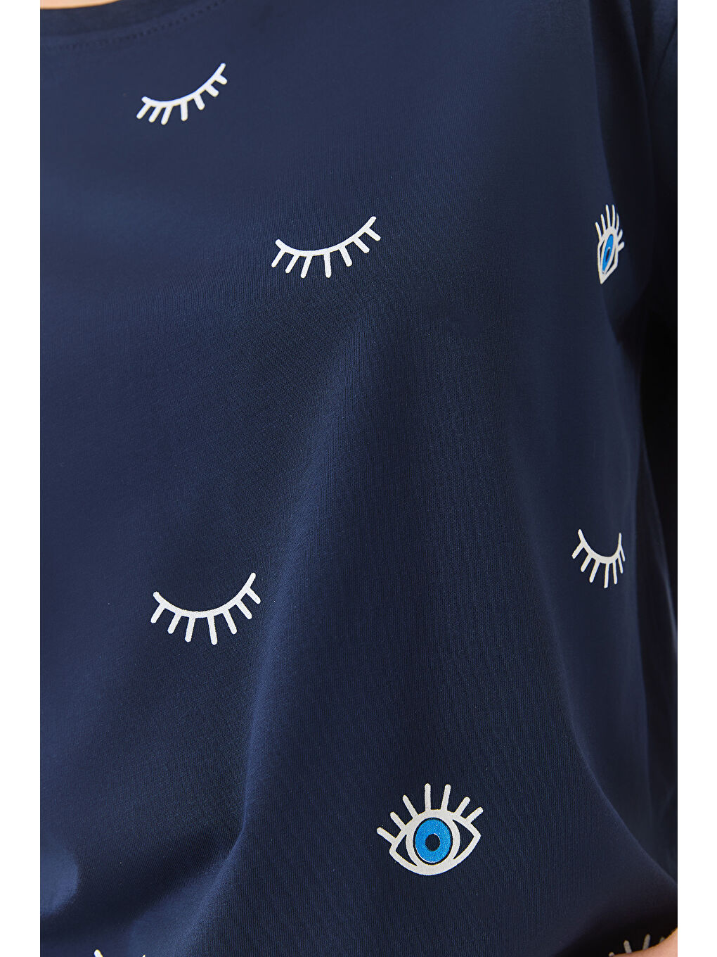 Lacivert Kadın Göz Baskılı Kısa Kollu Pamuklu Oversize T-Shirt-5