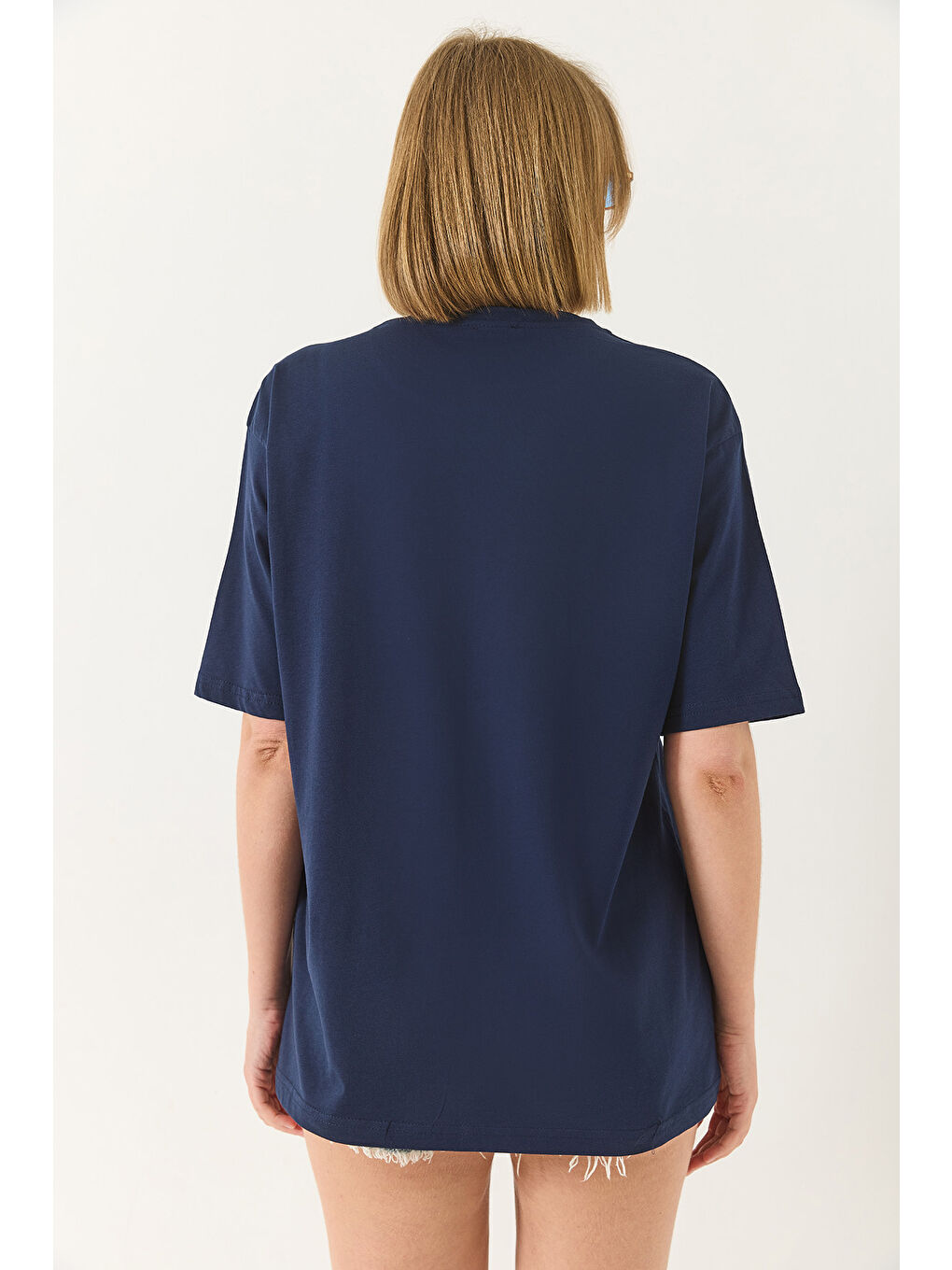 Lacivert Kadın Göz Baskılı Kısa Kollu Pamuklu Oversize T-Shirt-6