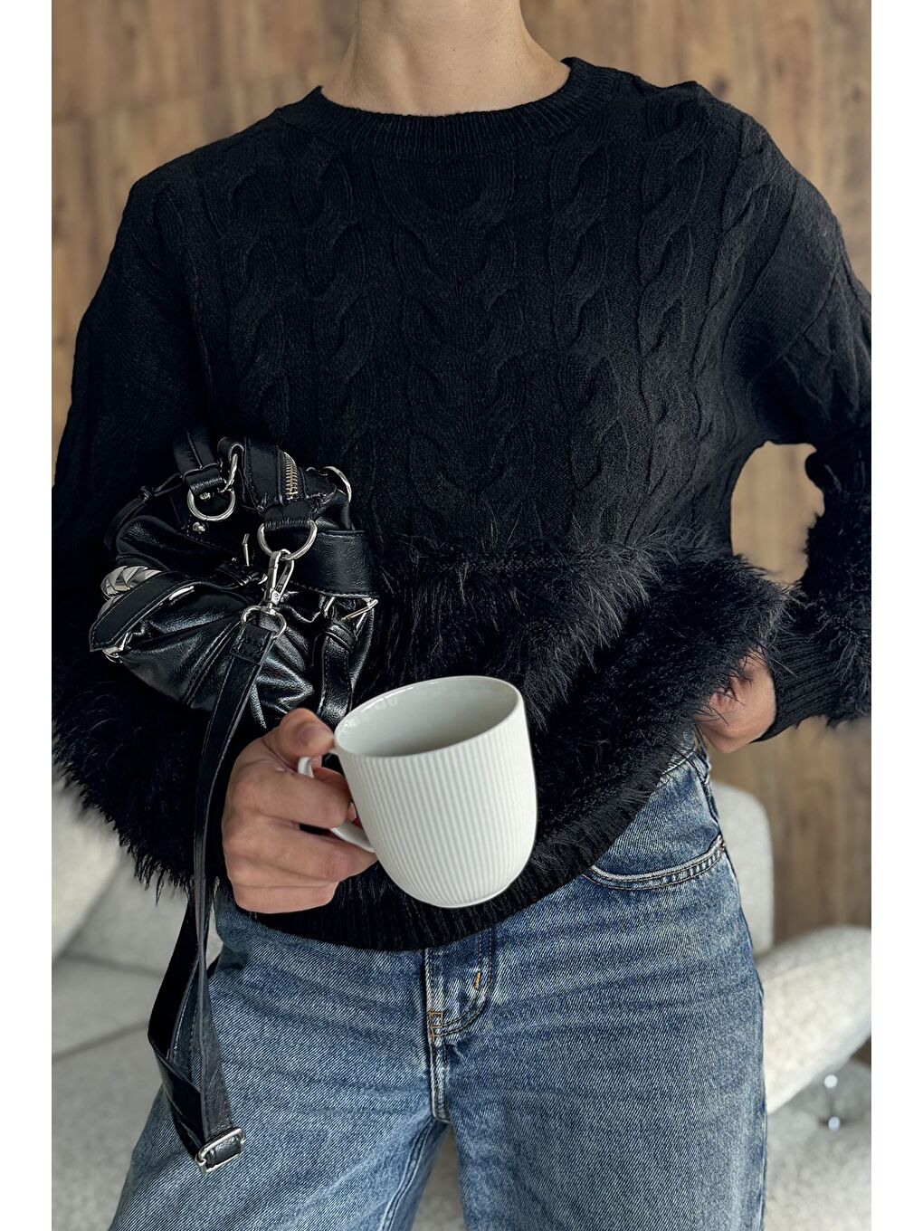 Siyah Sakallı Kadın Triko Kazak-1