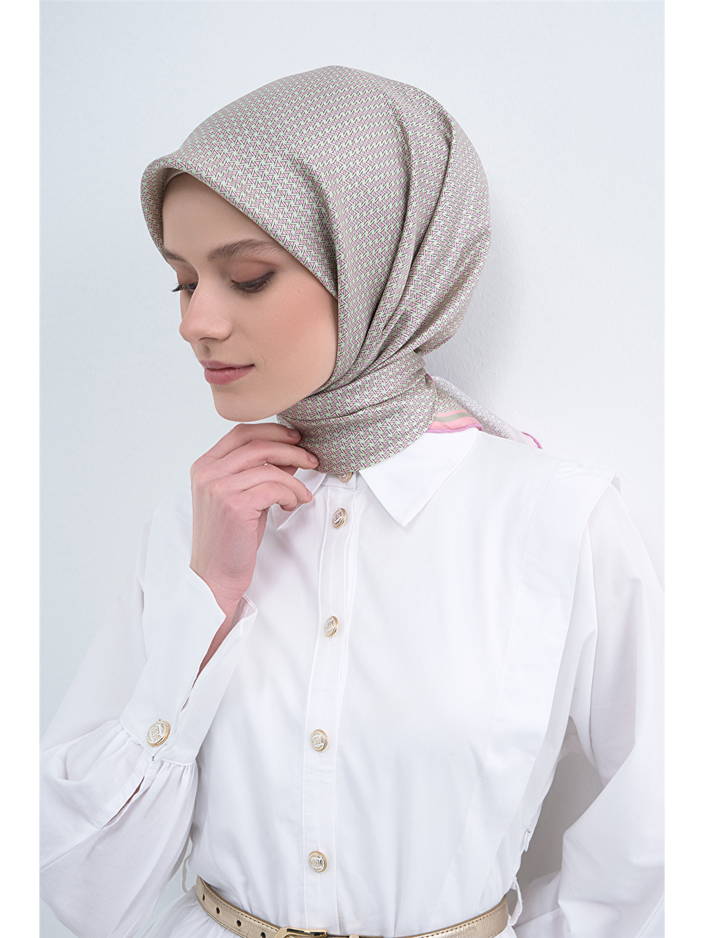 Bej Saf İpek Sura Eşarp 9528D 09-1