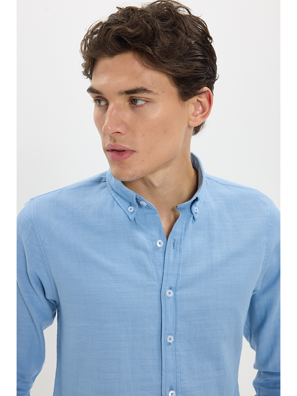 Erkek Slim Fit Dar Kesim %100 Pamuk Düğmeli Yaka Flam Keten Mavi Gömlek-3