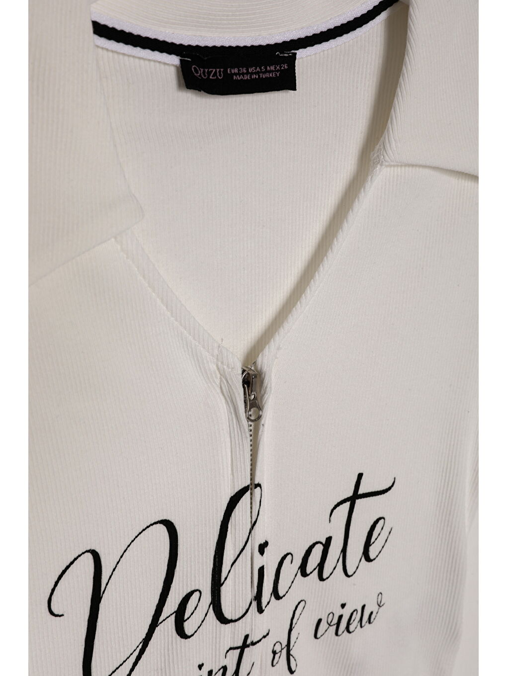 Fermuarlı Baskılı Crop Tişört Ekru-1