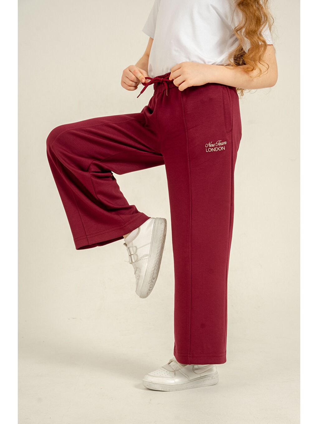 Bordo New Team London Nakışlı Yumuşak Dokulu - Comfort Kumaş Kız Çocuk Eşofman Altı-2