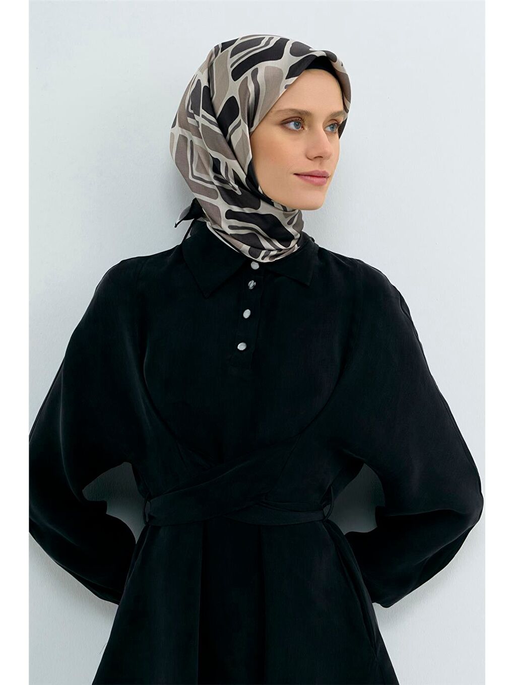 Bej Saf İpek Twill Eşarp 9504D 87-1