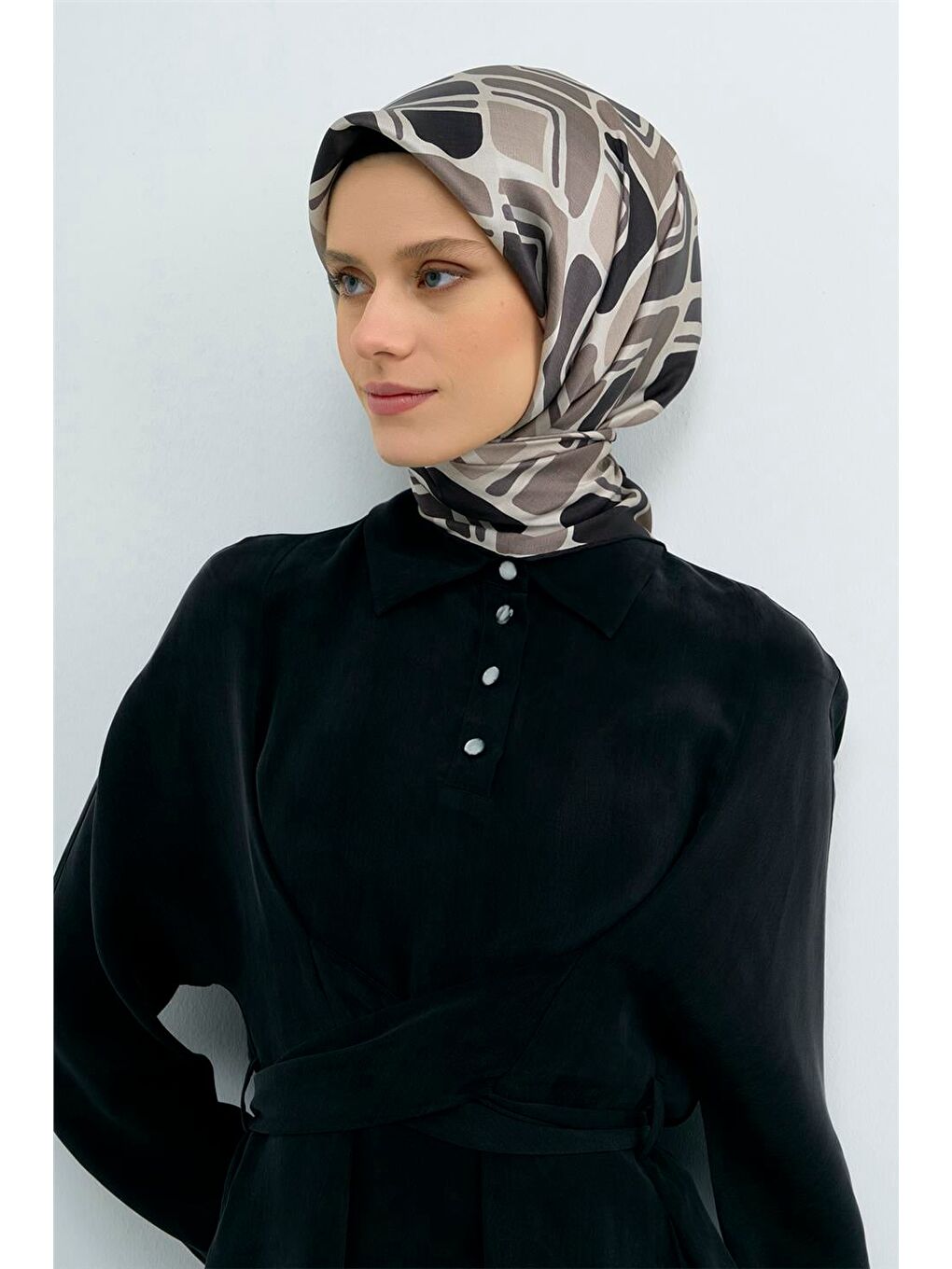 Bej Saf İpek Twill Eşarp 9504D 87-2