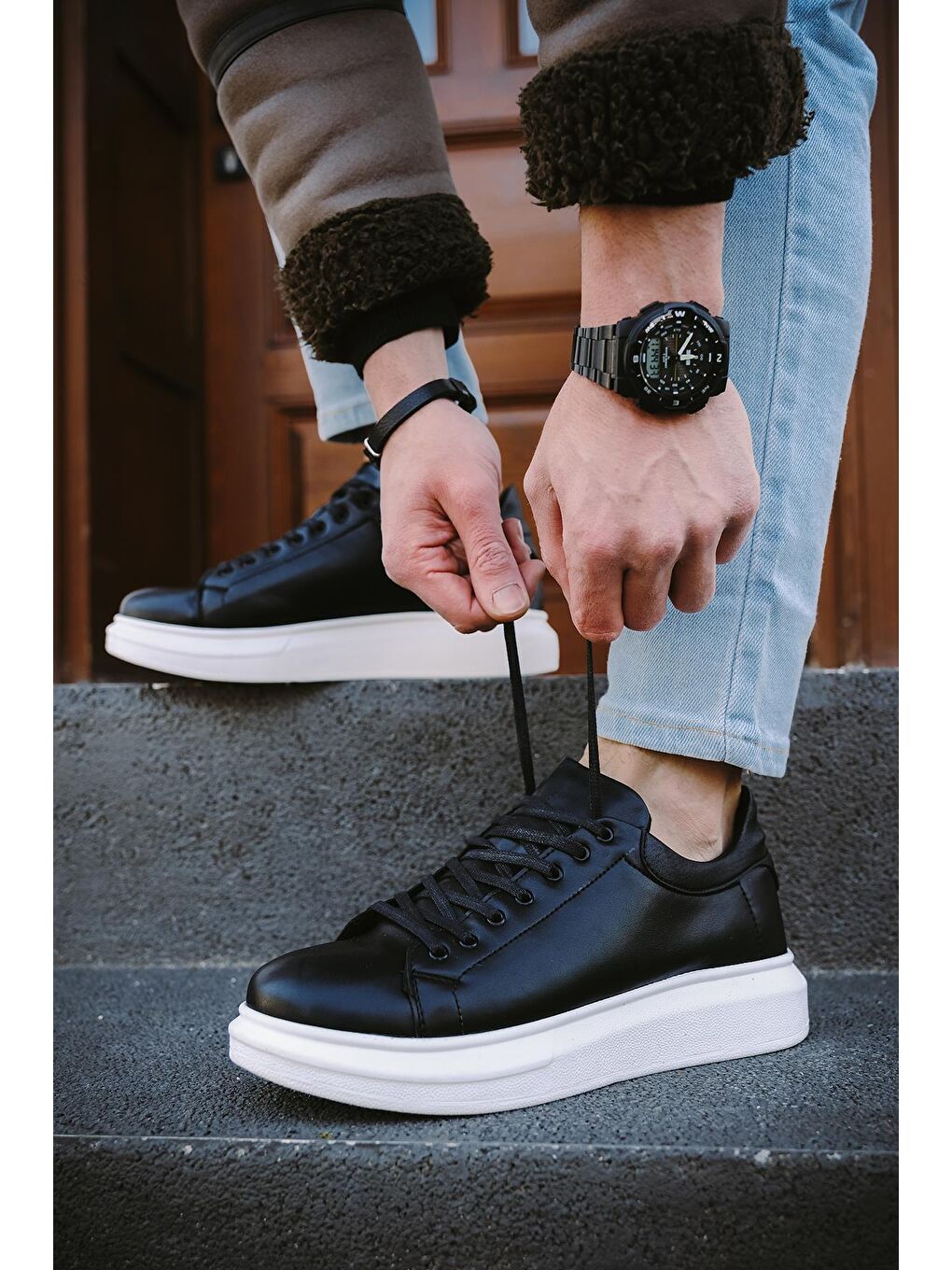 Siyah Cnt 360 Bağcıklı Kalın Taban Erkek Sneaker