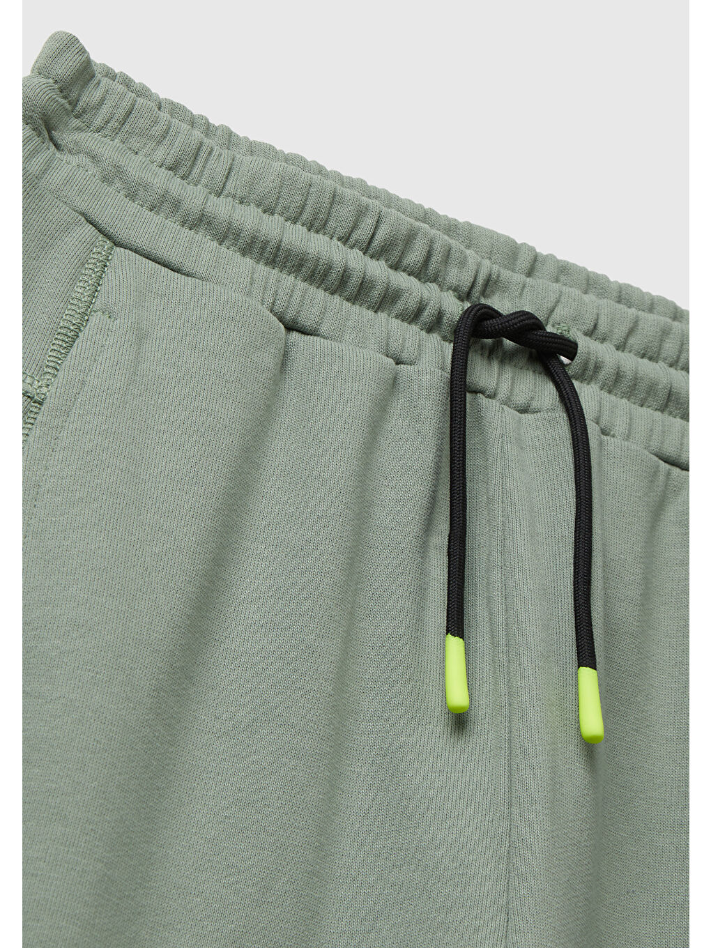 Erkek Çocuk Haki Önü Baskılı Büzme İpli Arkası Cepli  Eşofman Altı-2