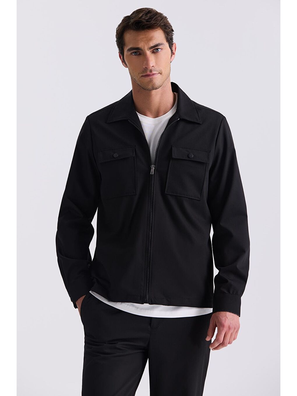 Siyah Slim Fit Berberi Yaka Spor Takım Elbise-1