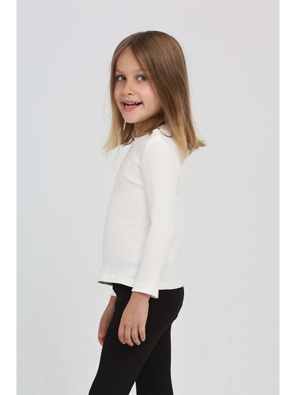 Ekru Kız Çocuk Okul Omuz Çıtçıtlı Tişört-2