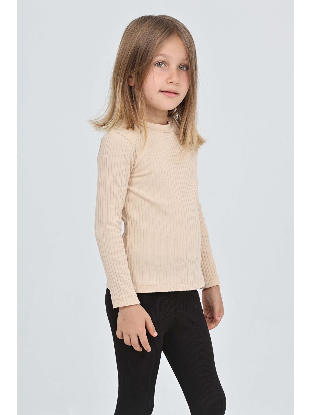 Bej Kız Çocuk Okul Omuz Çıtçıtlı Tişört-1