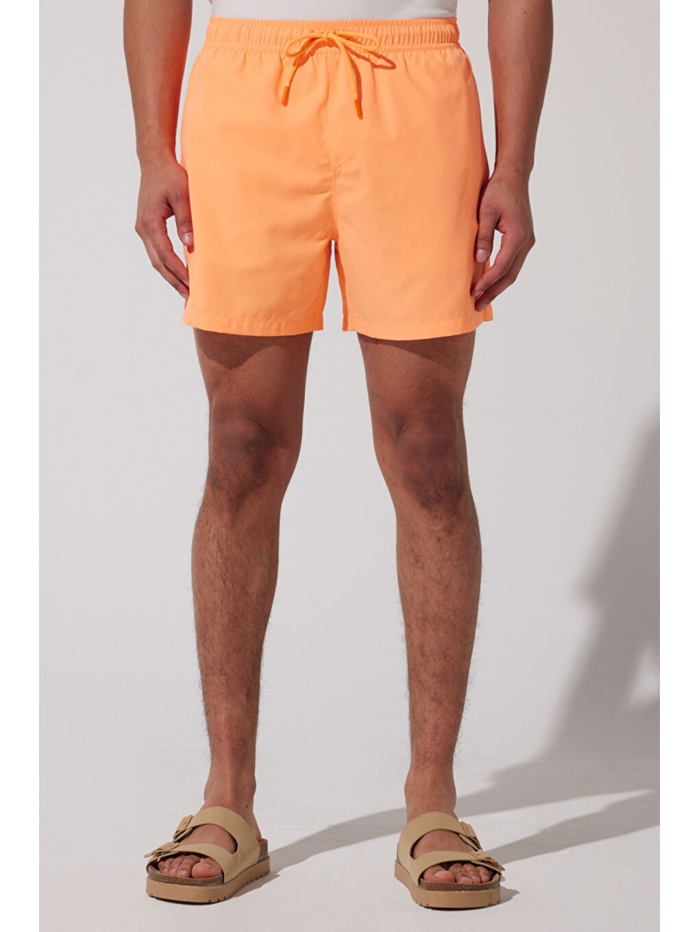 Regular Fit Normal Bel Normal Bel Turuncu Deniz Şortu
