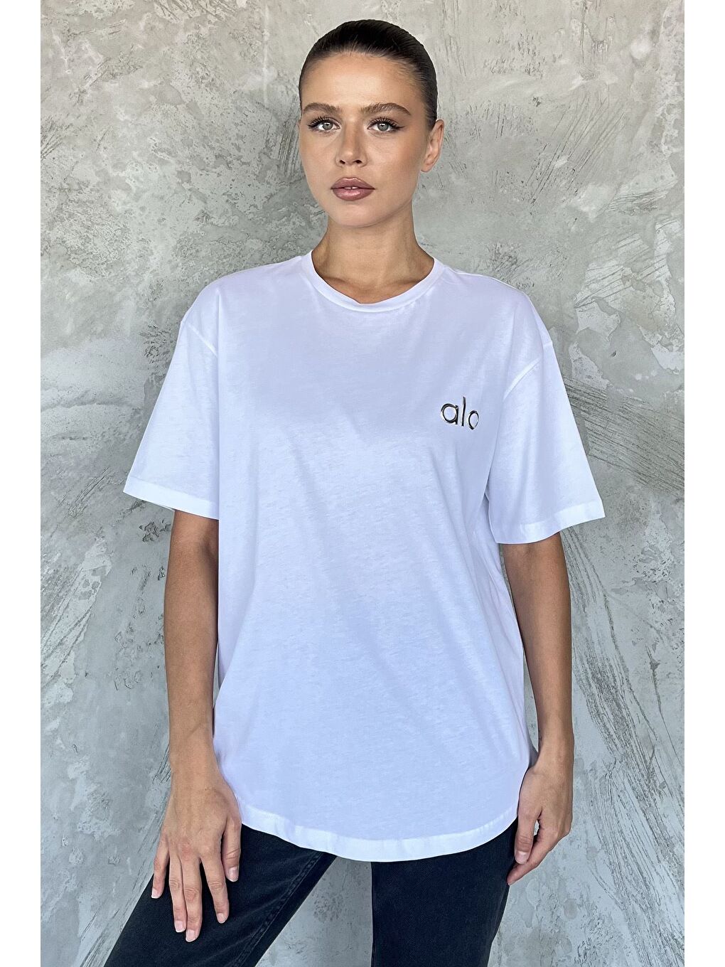 Beyaz Baskılı Salaş Basic Tişört