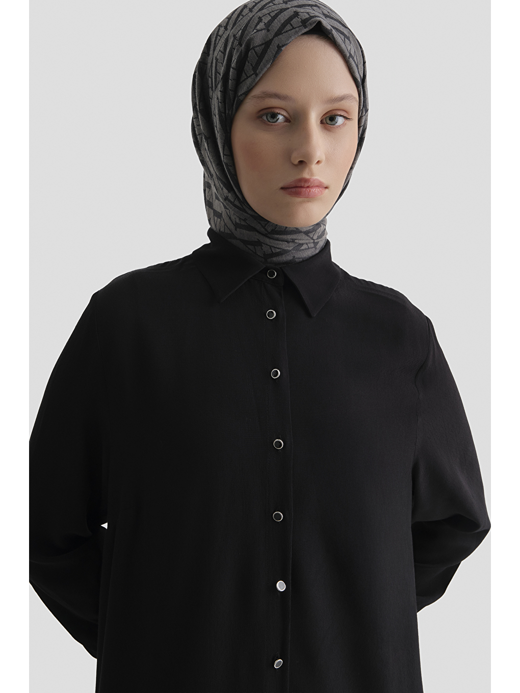 Logolu Uzun Tunik Siyah