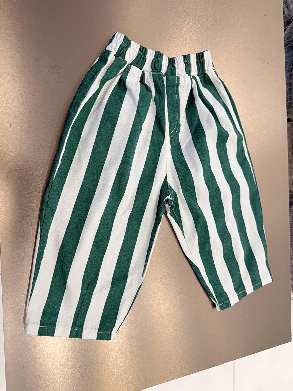 Çocuk Yeşil Beyaz Çizgili Beli Lastikli Pantolon-4