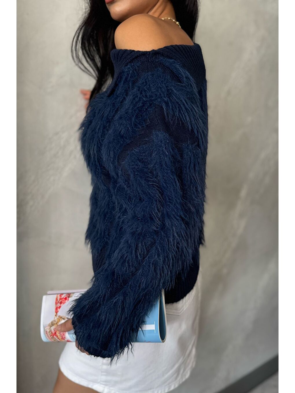 Lacivert Yaka Detaylı Sakallı Triko Kazak-3