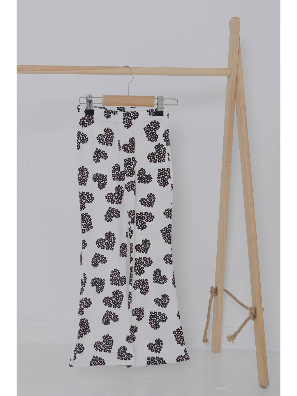 Kız Çocuk Beyaz Çiçek Desenli İspanyol Paça Tayt - 27055