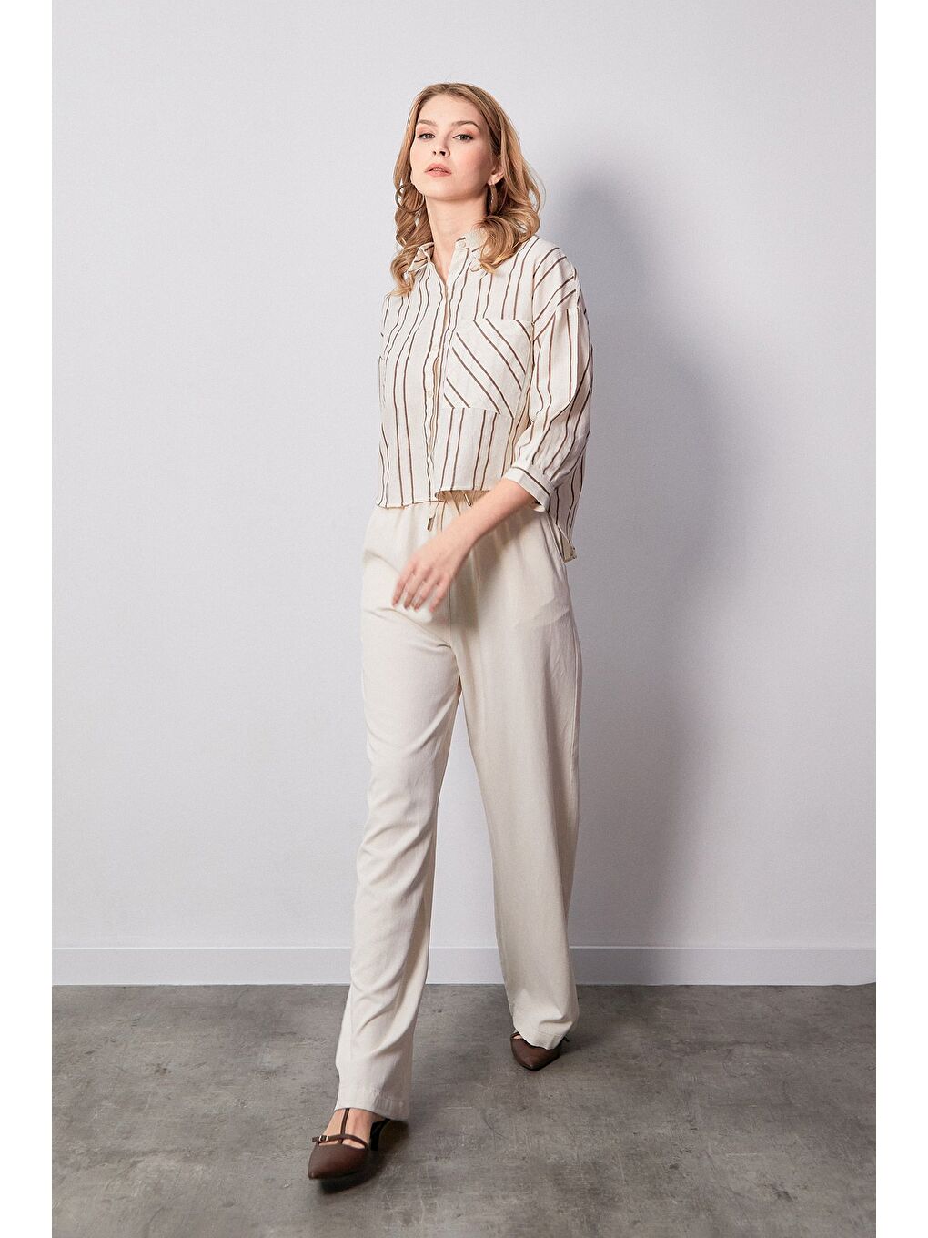 Kahverengi Çizgili Arkası Uzun Keten Gömlek-2