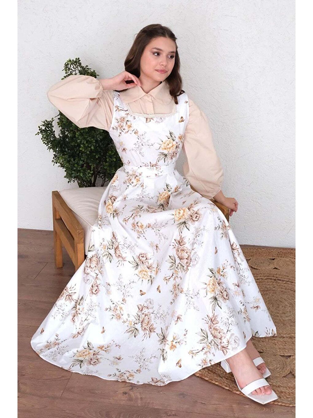 Ekru Krem Bebe Yaka Crop Gömlek & Çiçekli Kare Yaka Jile-3