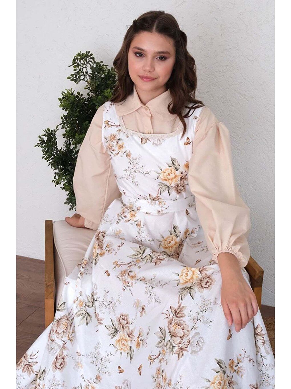 Ekru Krem Bebe Yaka Crop Gömlek & Çiçekli Kare Yaka Jile-4