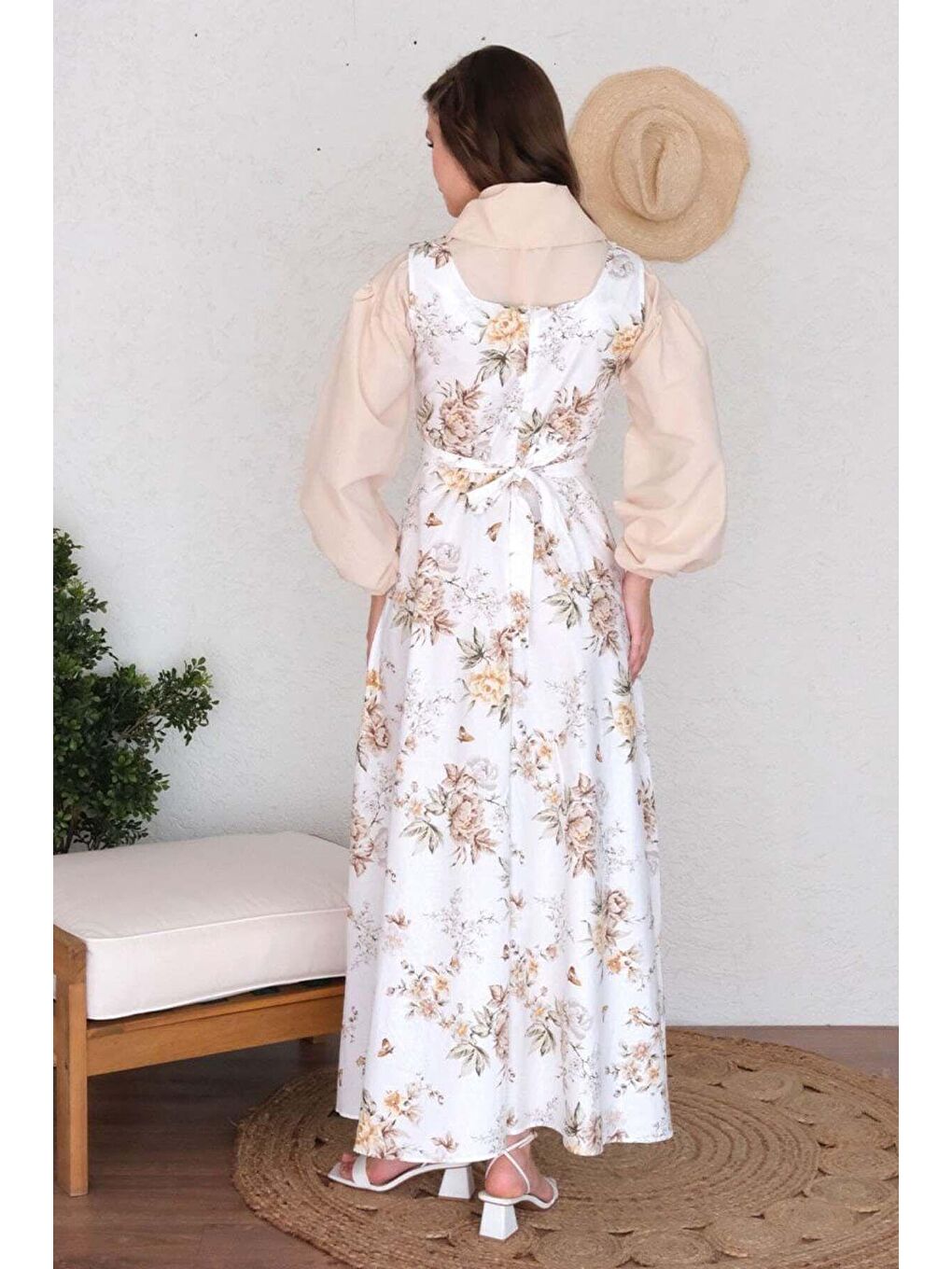 Ekru Krem Bebe Yaka Crop Gömlek & Çiçekli Kare Yaka Jile-7