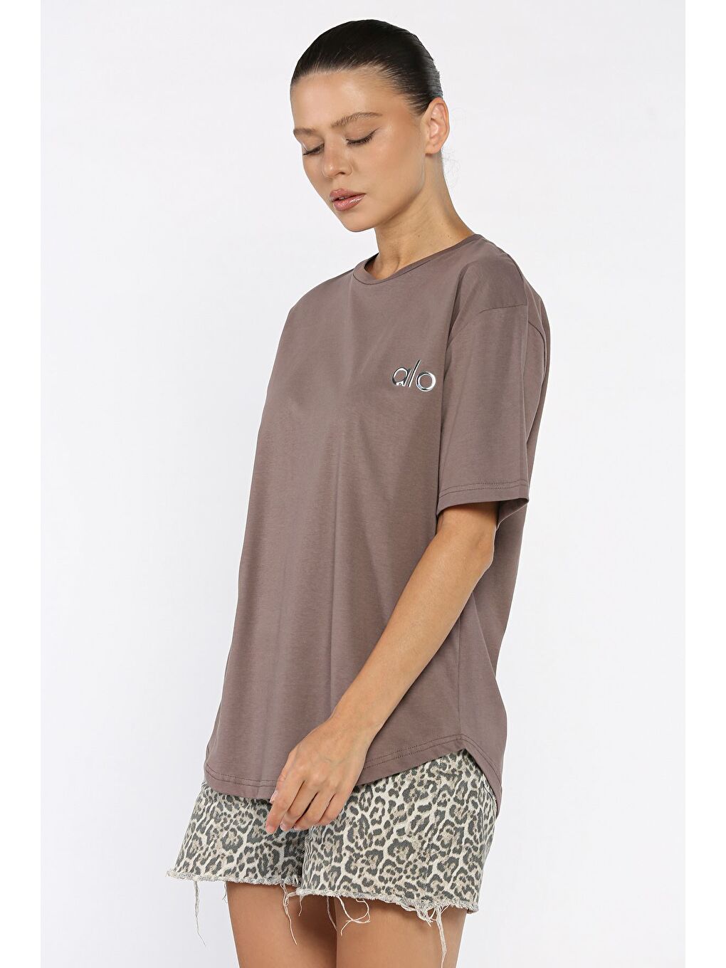 Bej Baskılı Salaş Basic Tişört-1