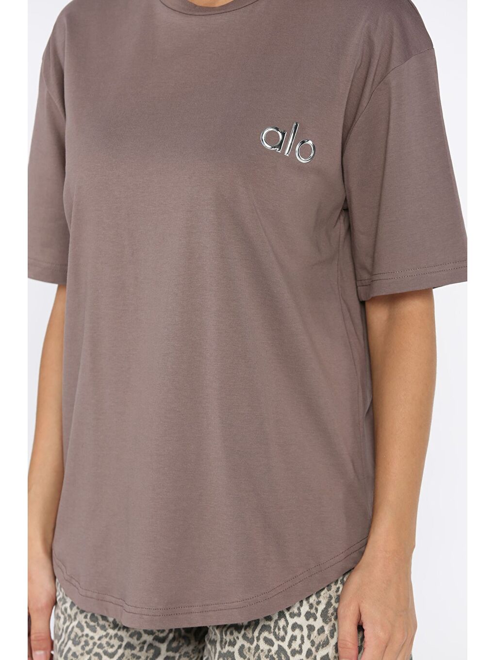 Bej Baskılı Salaş Basic Tişört-3