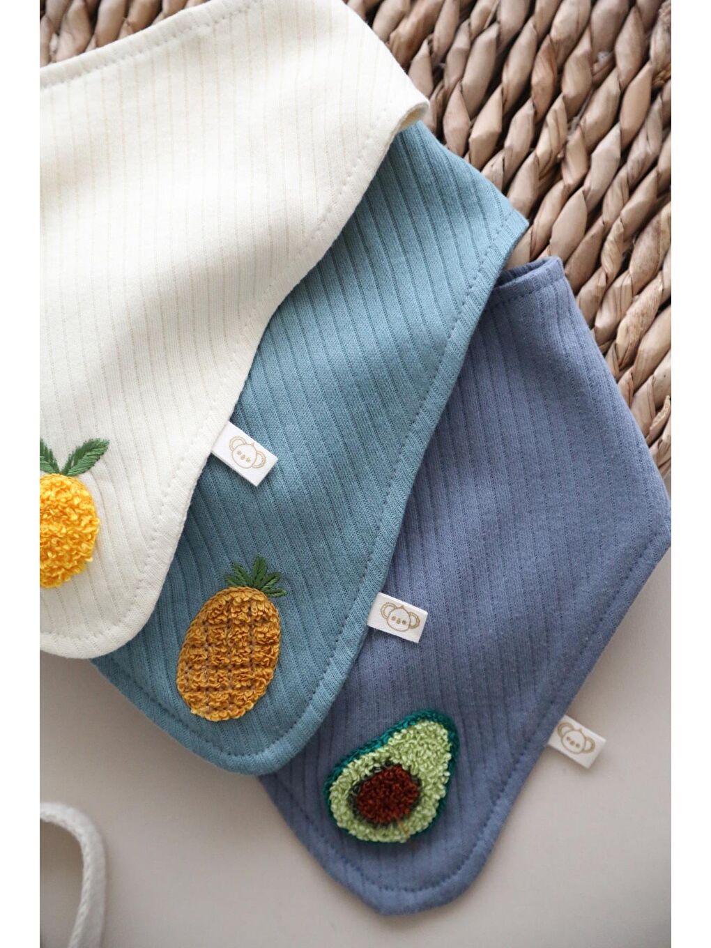 3Lü Nakışlı Önlük Model 2-2