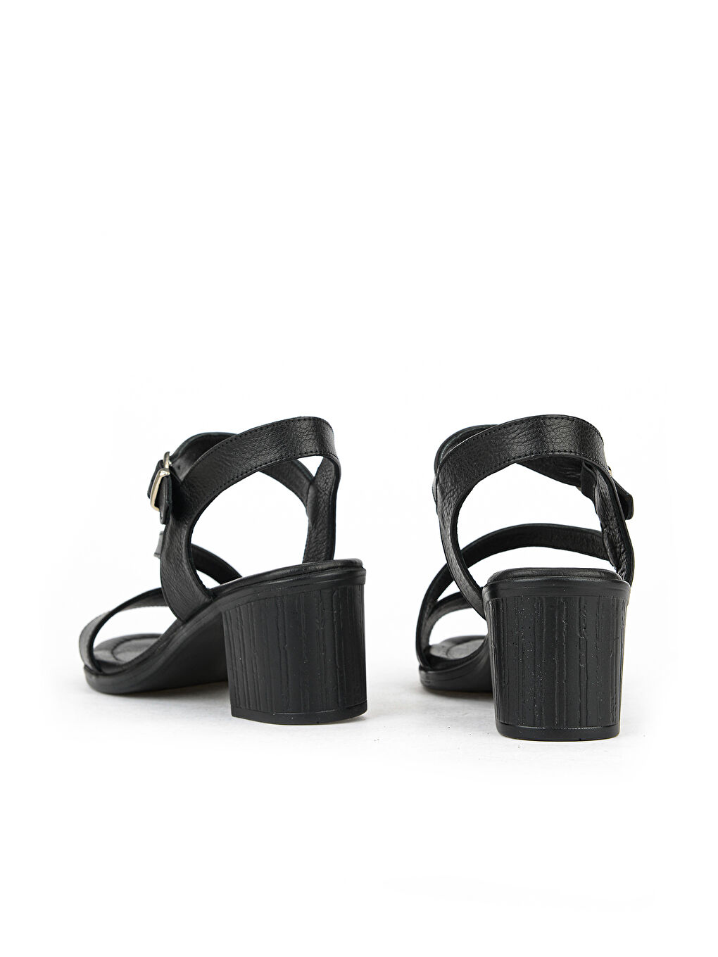 Kadın Hakiki Deri Topuklu Sandalet 1611020Z2219 Siyah-2