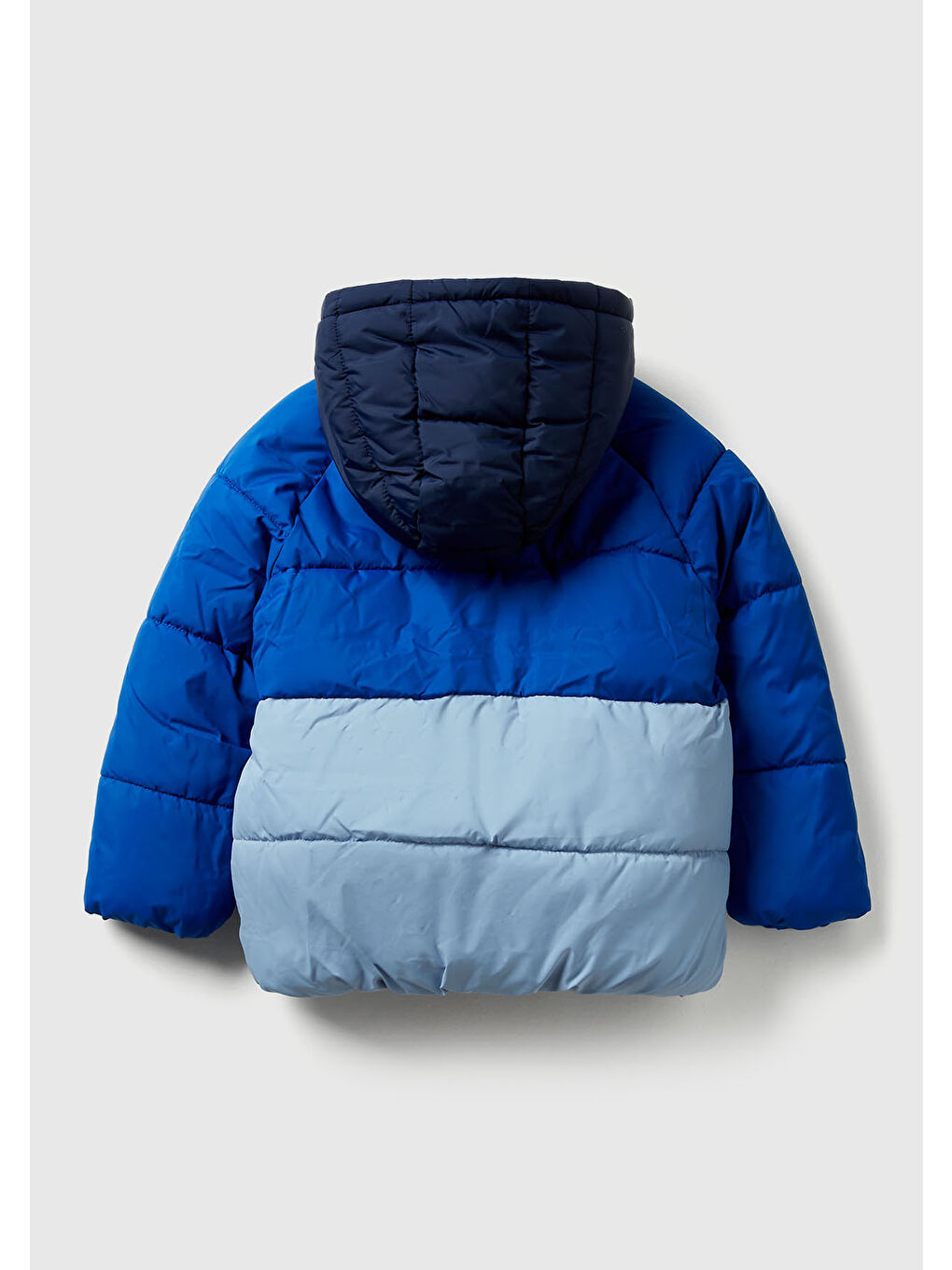 Erkek Çocuk Açık Mavi-Gri Sol Göğsü Logo Yamalı Önü Cepli Kapüşonlu Fermuarlı Mont-1