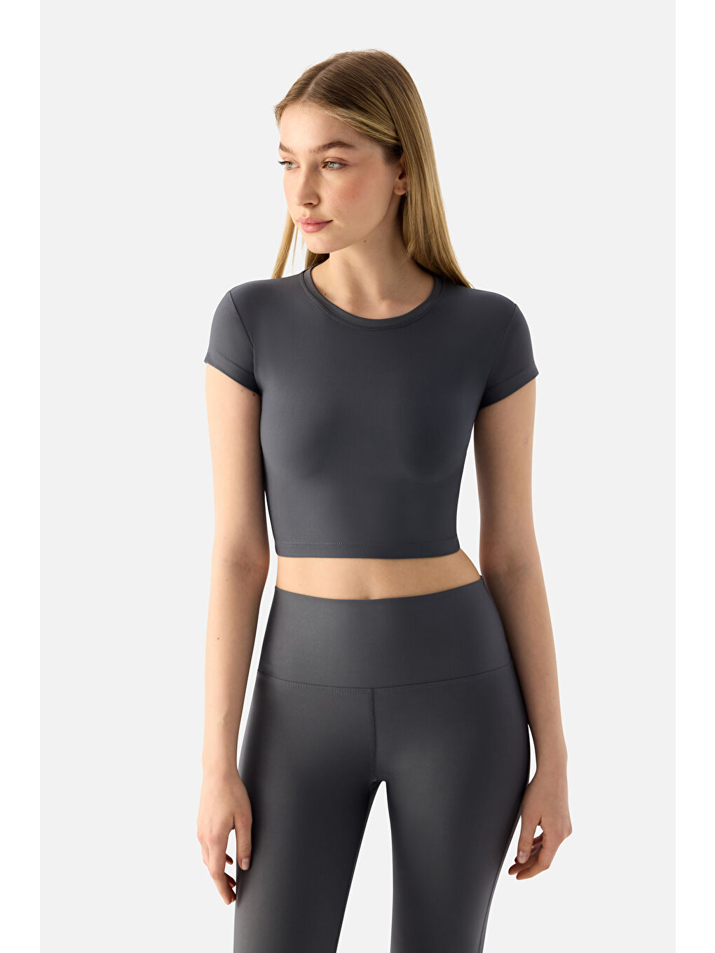 Gri Melina Kısa Kol Füme Crop Top-1
