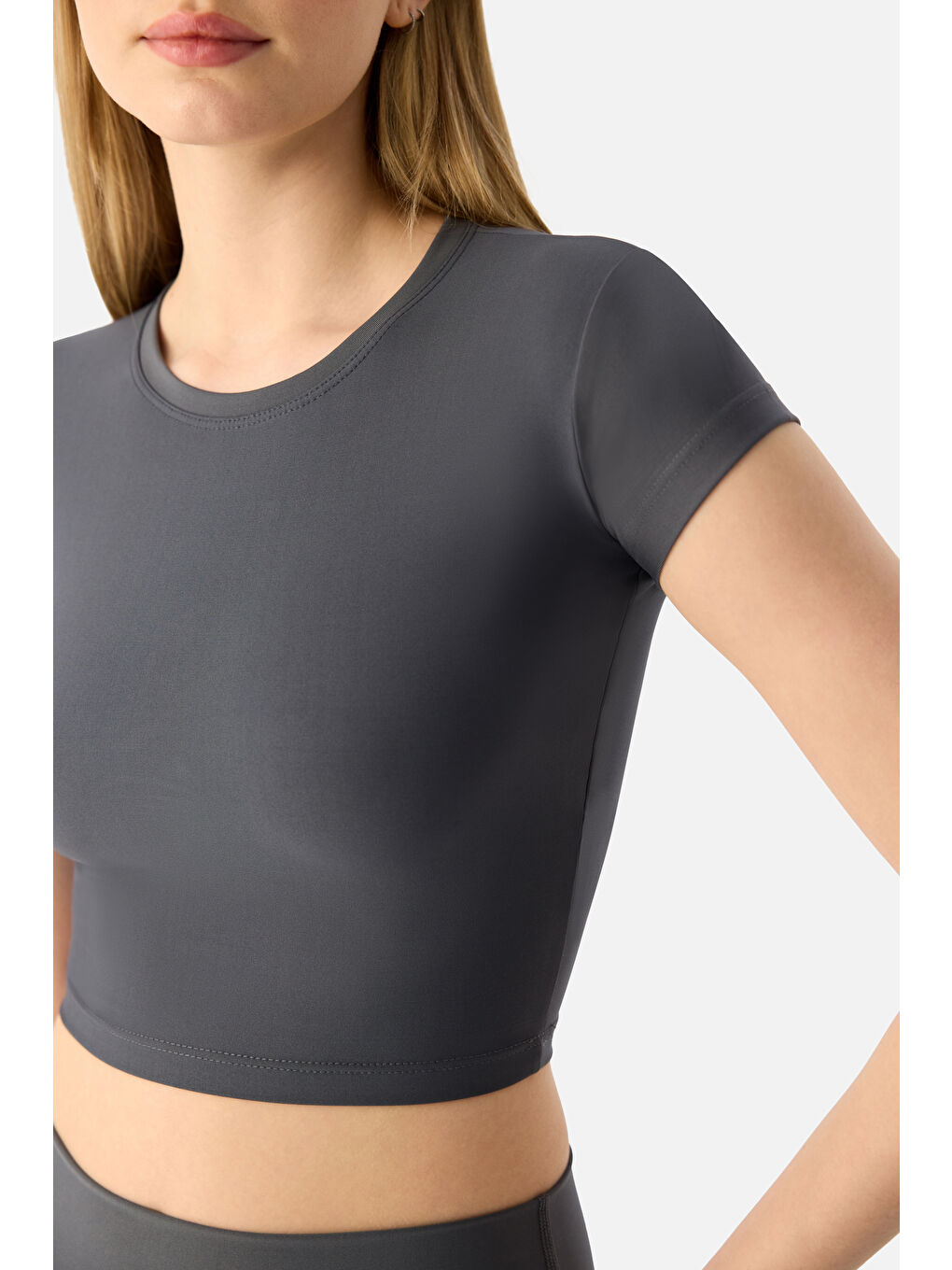 Gri Melina Kısa Kol Füme Crop Top-3