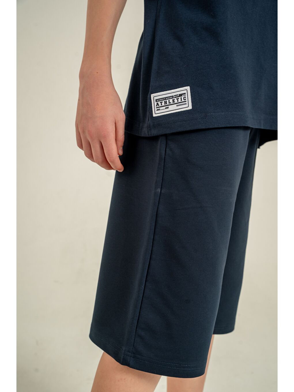 Lacivert Athletic Arma Nakışlı Kolyeli Erkek Çocuk Şort - Tişört Takımı-4