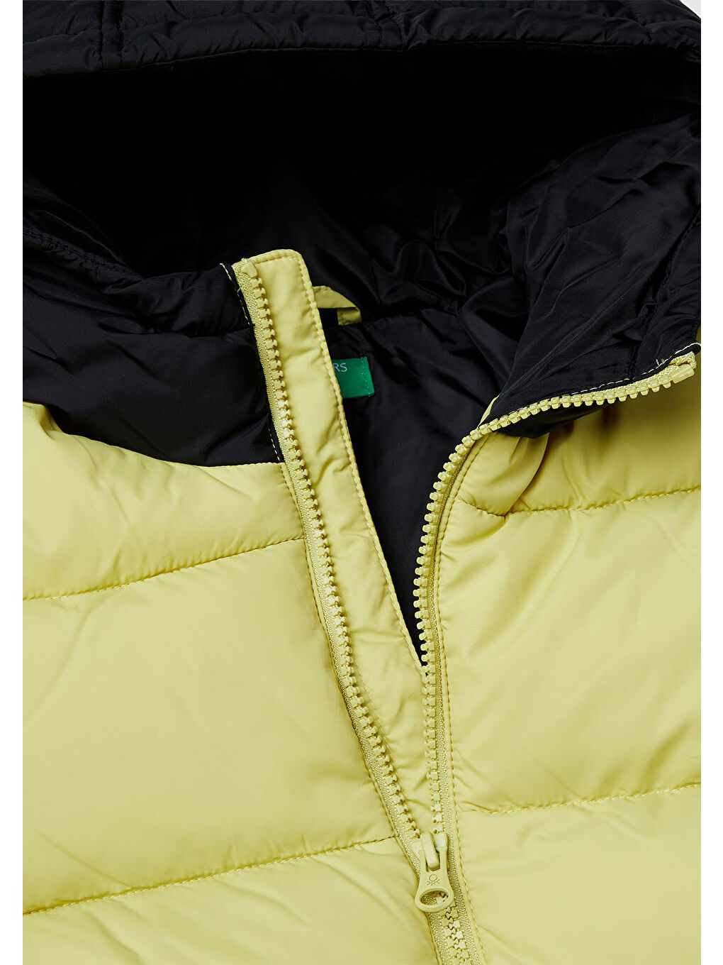 Erkek Çocuk Sarı Logo Detaylı Fermuarlı Kapüşonlu Dolgulu Mont-2