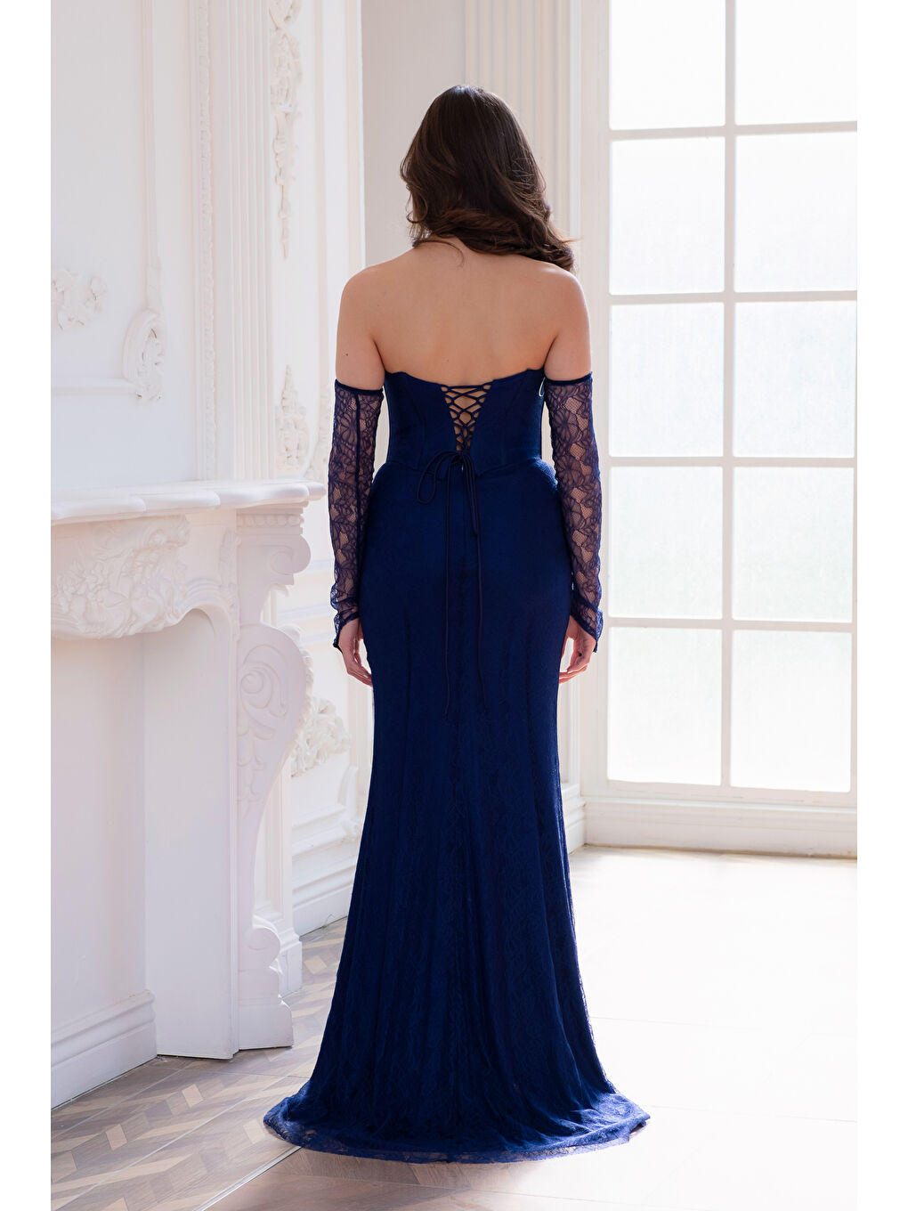 Kadın Lacivert Straplez Yaka Taşlı Dantel Detay Uzun Abiye Elbise-5