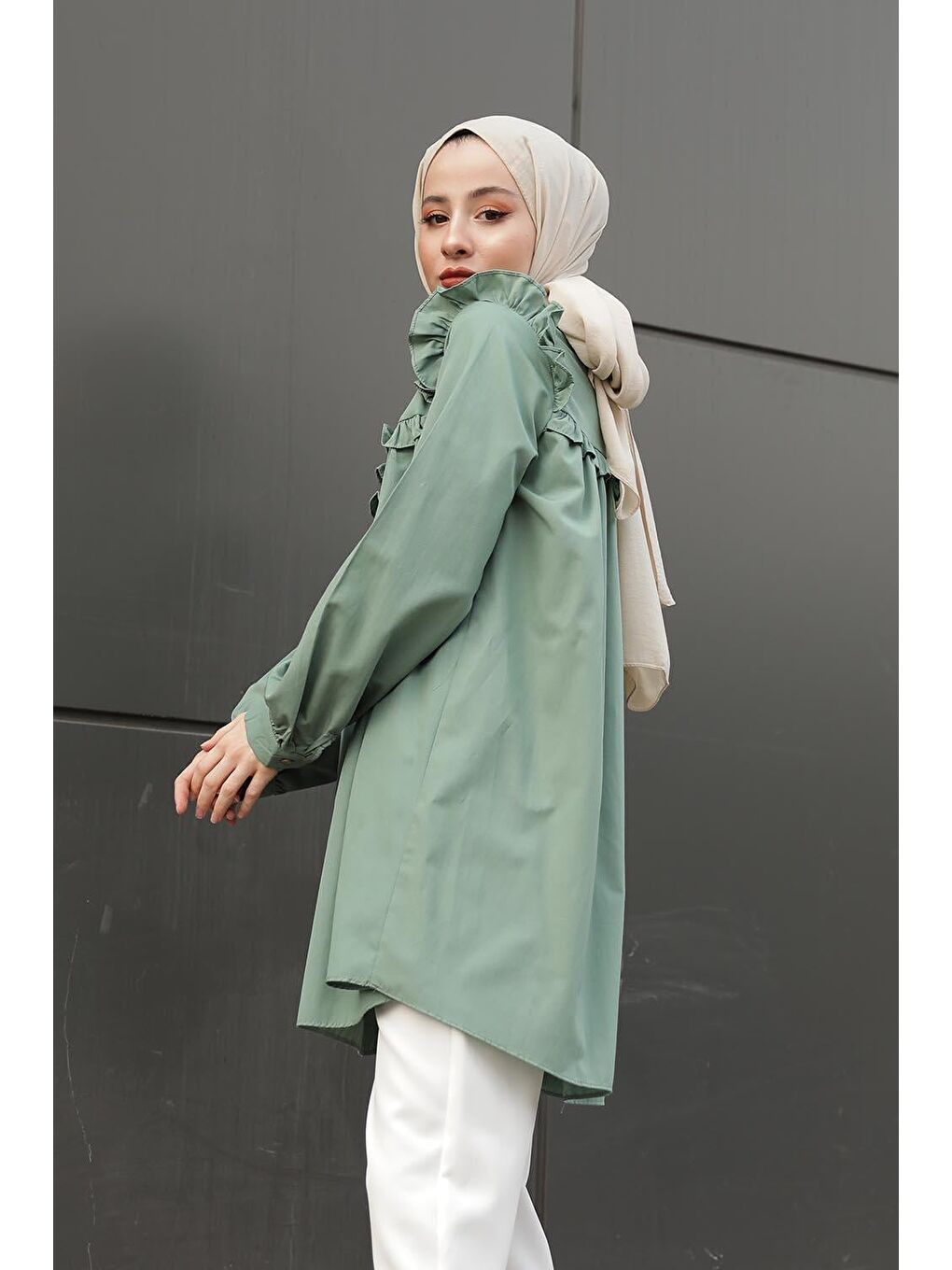 Hakim Yaka Önü Pileli Tunik Çağla Yeşili-3