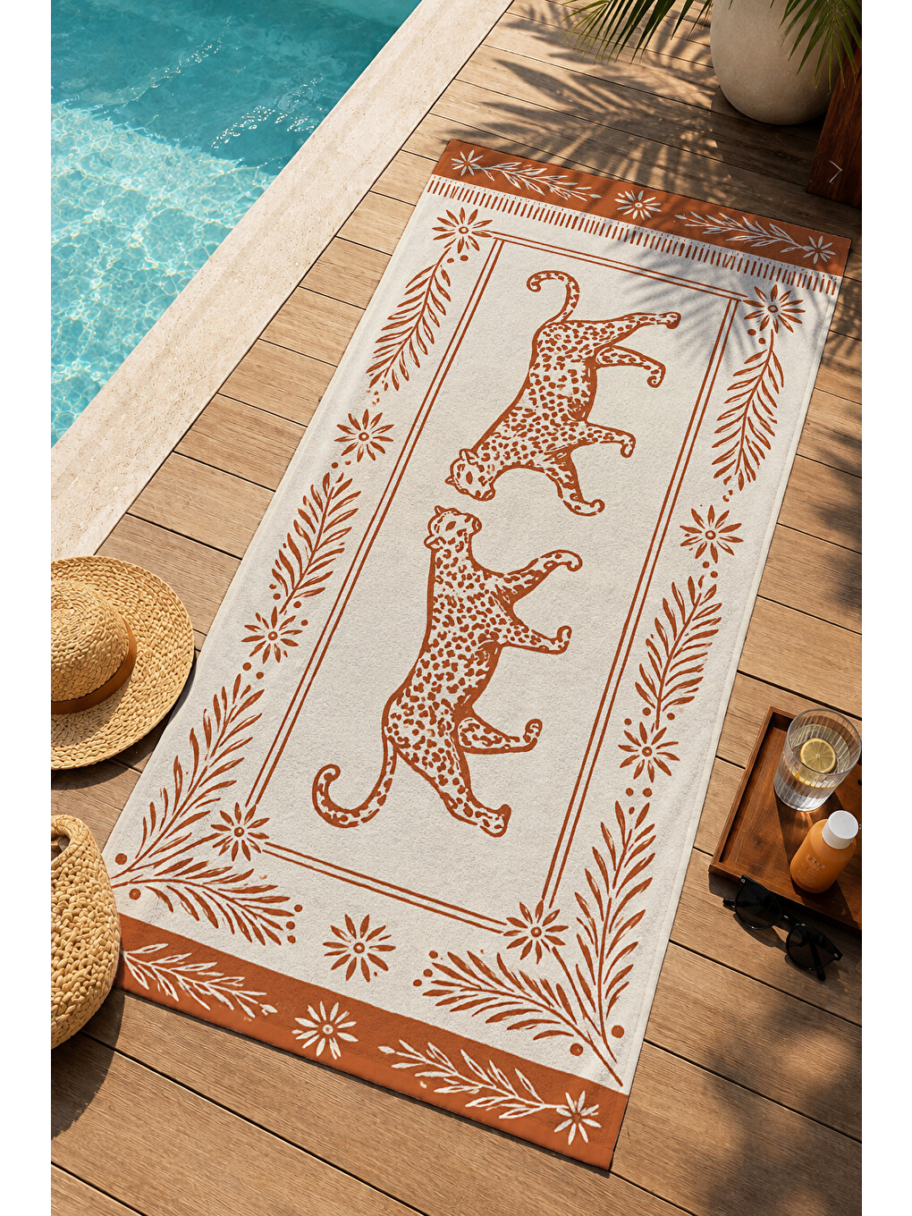 Kahverengi Vintage Terracotta Leopar Desenli 70x150 Plaj Havlusu - Dijital Baskılı Solmaz Banyo Havlusu-1