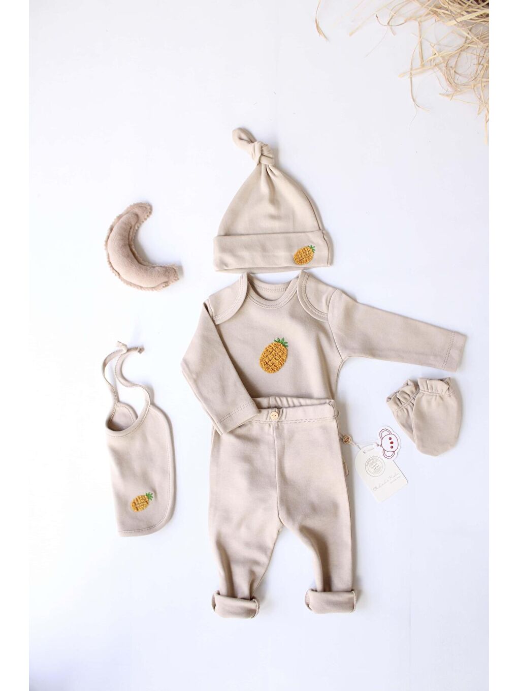 Bej Ananas Nakışlı 5li Uzun Kollu Yenidoğan Set (0-3 Ay)-1