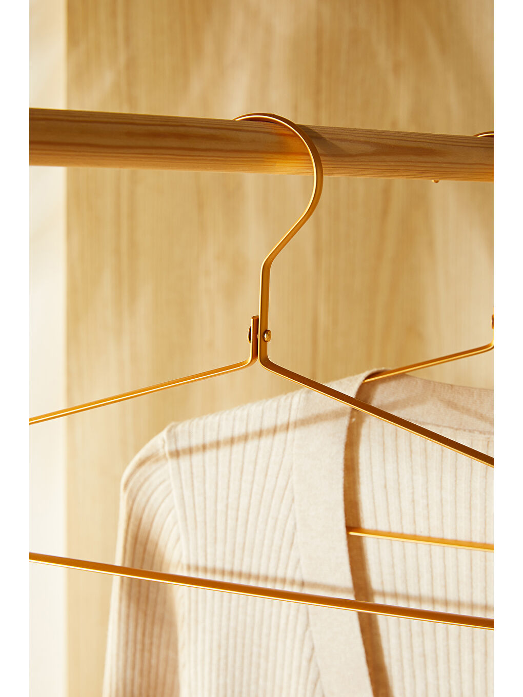 Sarı 6'lı Altın Renk Metal Giysi Askısı 21.5 x 42 x 1 cm-2