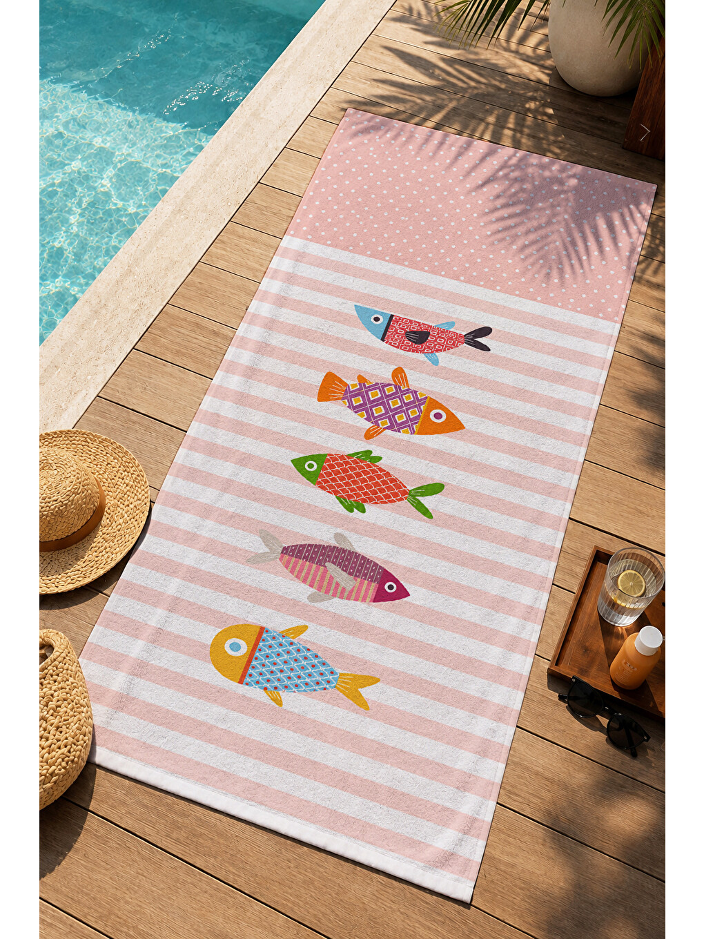 Sevimli Renkli Balıklar Pembe Çizgili Yazlık Desenli 70x150 Plaj Havlusu - Pamuklu Banyo Havlusu-1