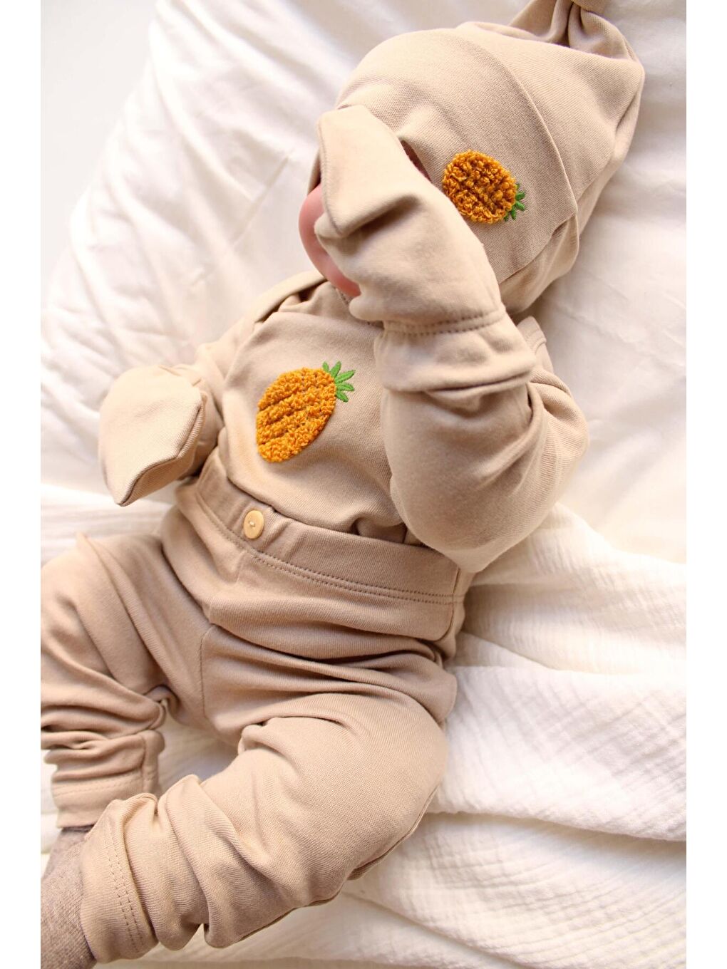 Bej Ananas Nakışlı 5li Uzun Kollu Yenidoğan Set (0-3 Ay)-3